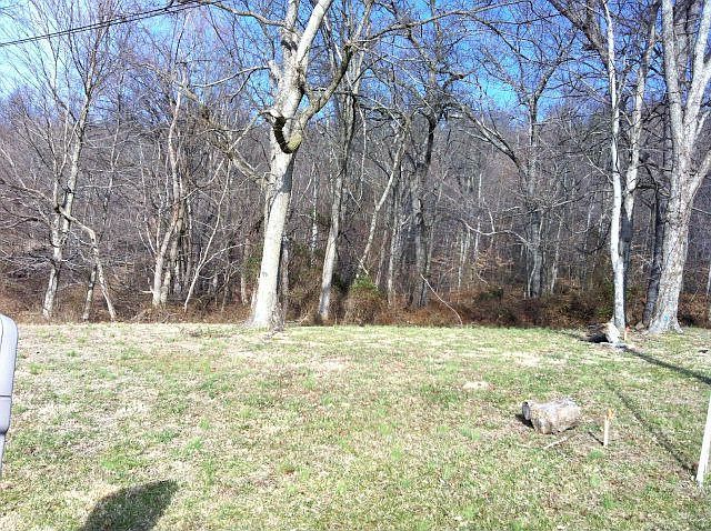 1st image of 61 Vaughters Ct