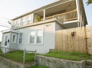 92 Brookside Ave, West Warwick, RI 02893