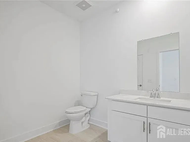 28310 Radford Ct — Photo 12
