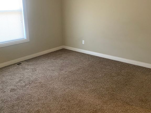 3rd image of 123 E Carlton St APT A