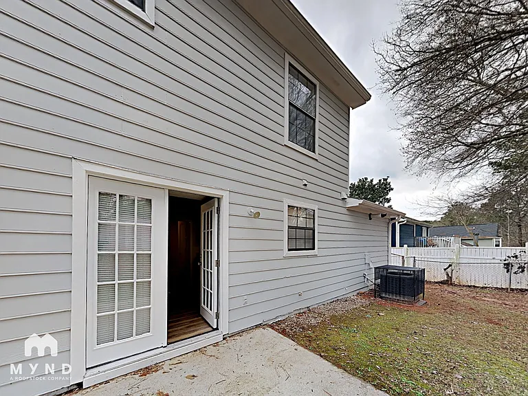 4832 Wyndam Dr — Photo 23