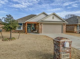 2210 Bradford Cir, Newcastle, OK 73065