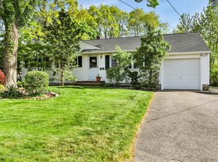 212 Winchester Dr, Brick, NJ 08724