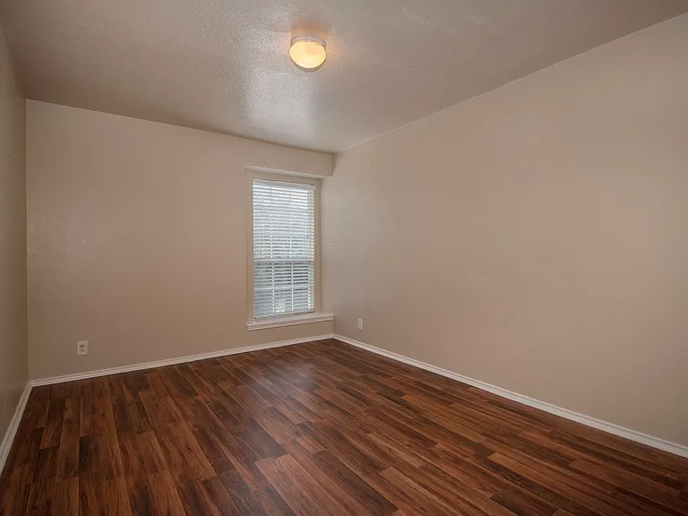518 Reba — Photo 19