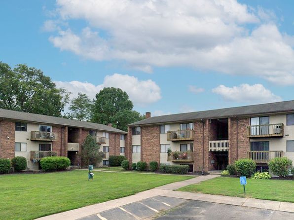 Oakmont Flats Apartments | 15 Montgomery Way, Amelia, OH