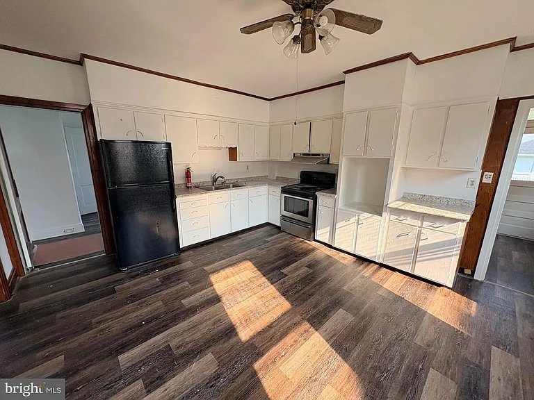 1403 E Derry Rd #1 — Photo 1