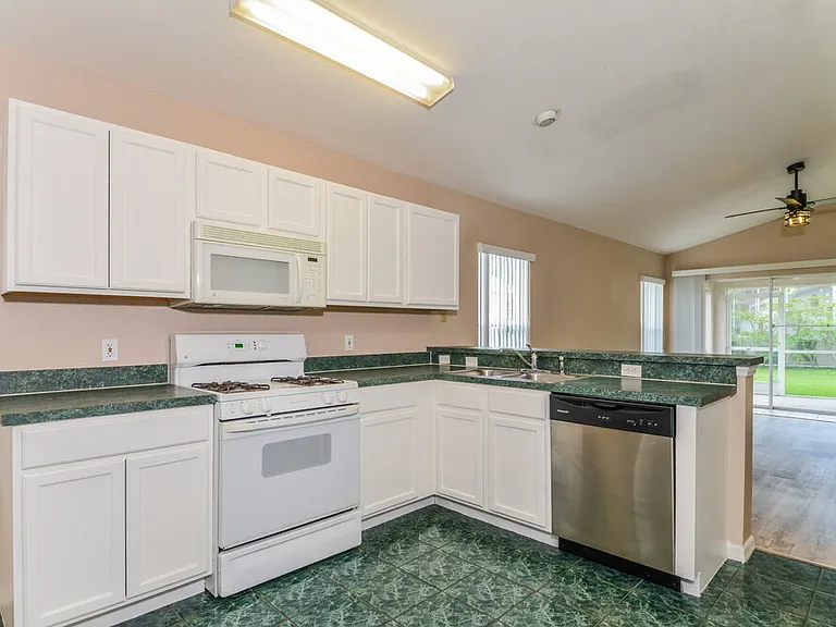 12134 Winding Woods Way — Photo 7
