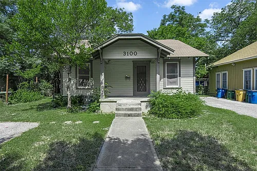 3100 King St Photo 1