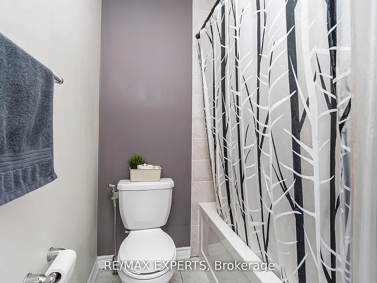 56 Donlamont Cir — Photo 33