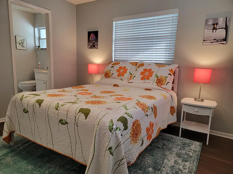 Guest bedroom connected bathroom