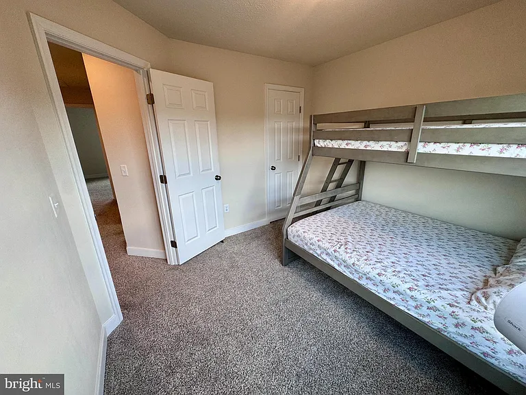 1008 Wicklow Dr — Photo 23