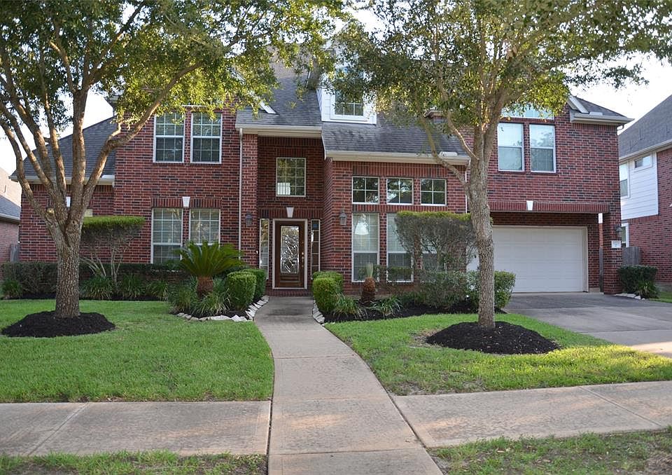 1st image of 5223 Emerald Trace Ct