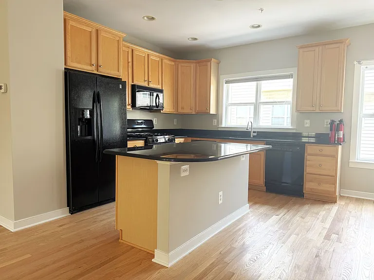2303 Cobble Hill Ter — Photo 7