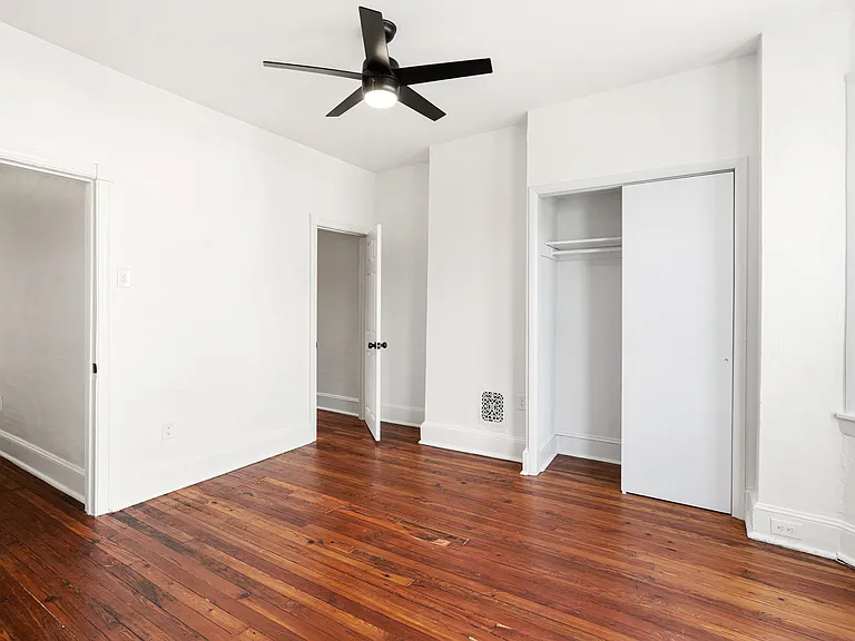 2528 S 63rd St — Photo 19