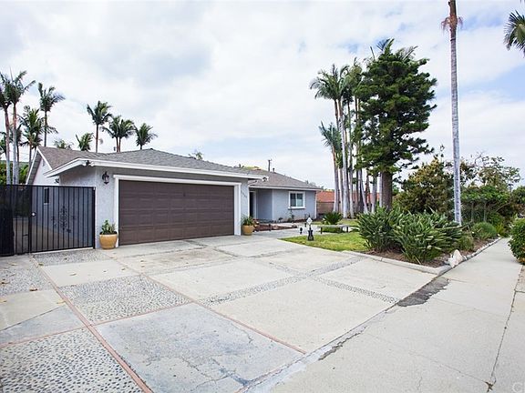 2nd image of 1535 Folkstone Ave