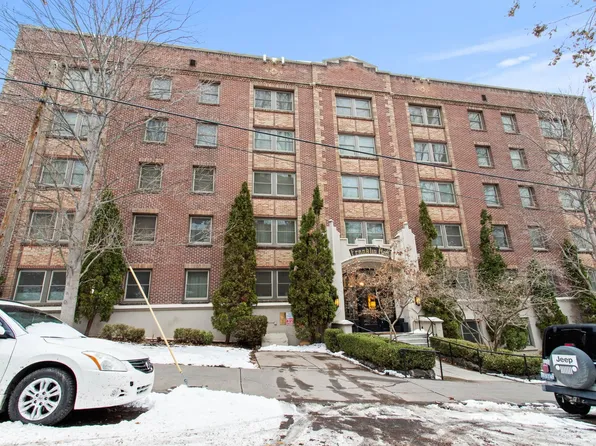 704 W 6th Ave APT 501, Spokane, WA 99204