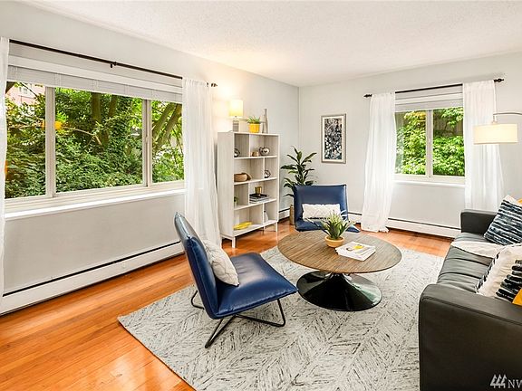 4th image of 1400 Hubbell Pl #203