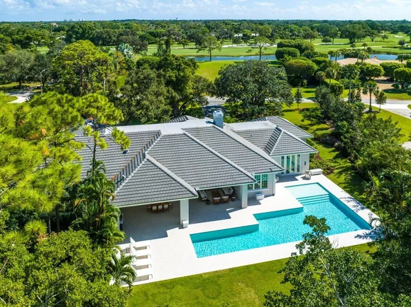 7 Country Road W, Village Of Golf, FL 33436