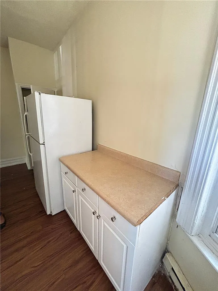 Studio, 337 sqft, $1,025 — Photo 4