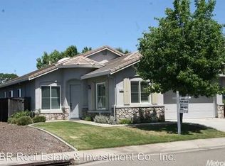 1004 Cameron Dr, Folsom, CA 95630