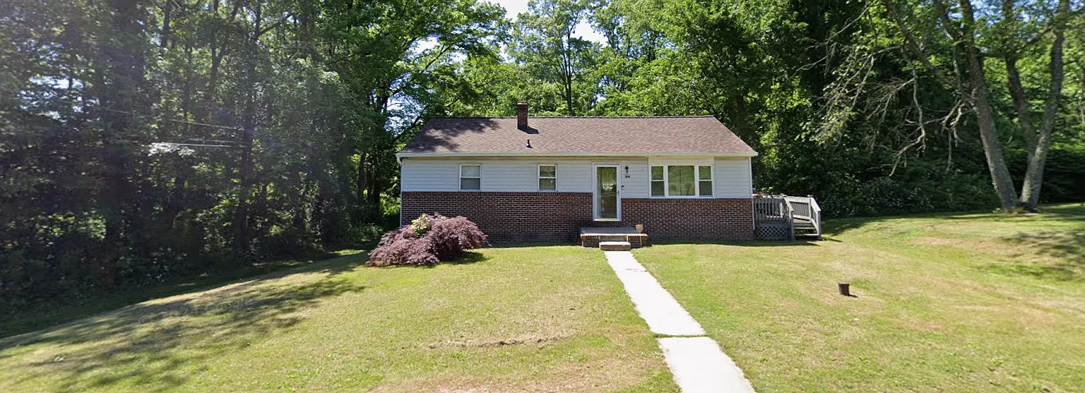 3 bed, 1350 sqft, $2,250 — Photo 1