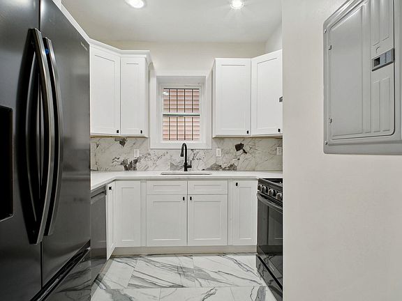 4th image of 2321 John F Kennedy Blvd #C