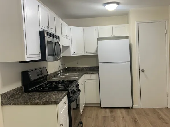 3228 Seneca Tpke, Canastota, NY