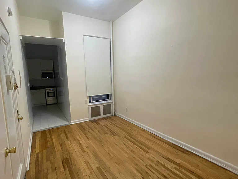 252 W 91st St #1 — Photo 3