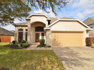 3906 Pennyoak Dr, Pearland, TX 77581