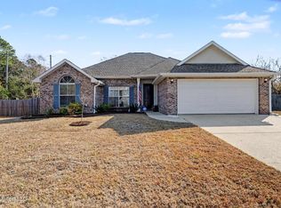 13720 Hidden Oaks Dr, Gulfport, MS 39503