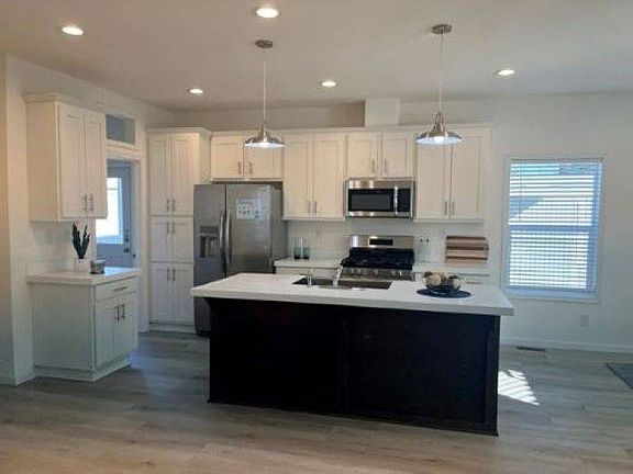 4th image of 11705 Edgewood Rd #119