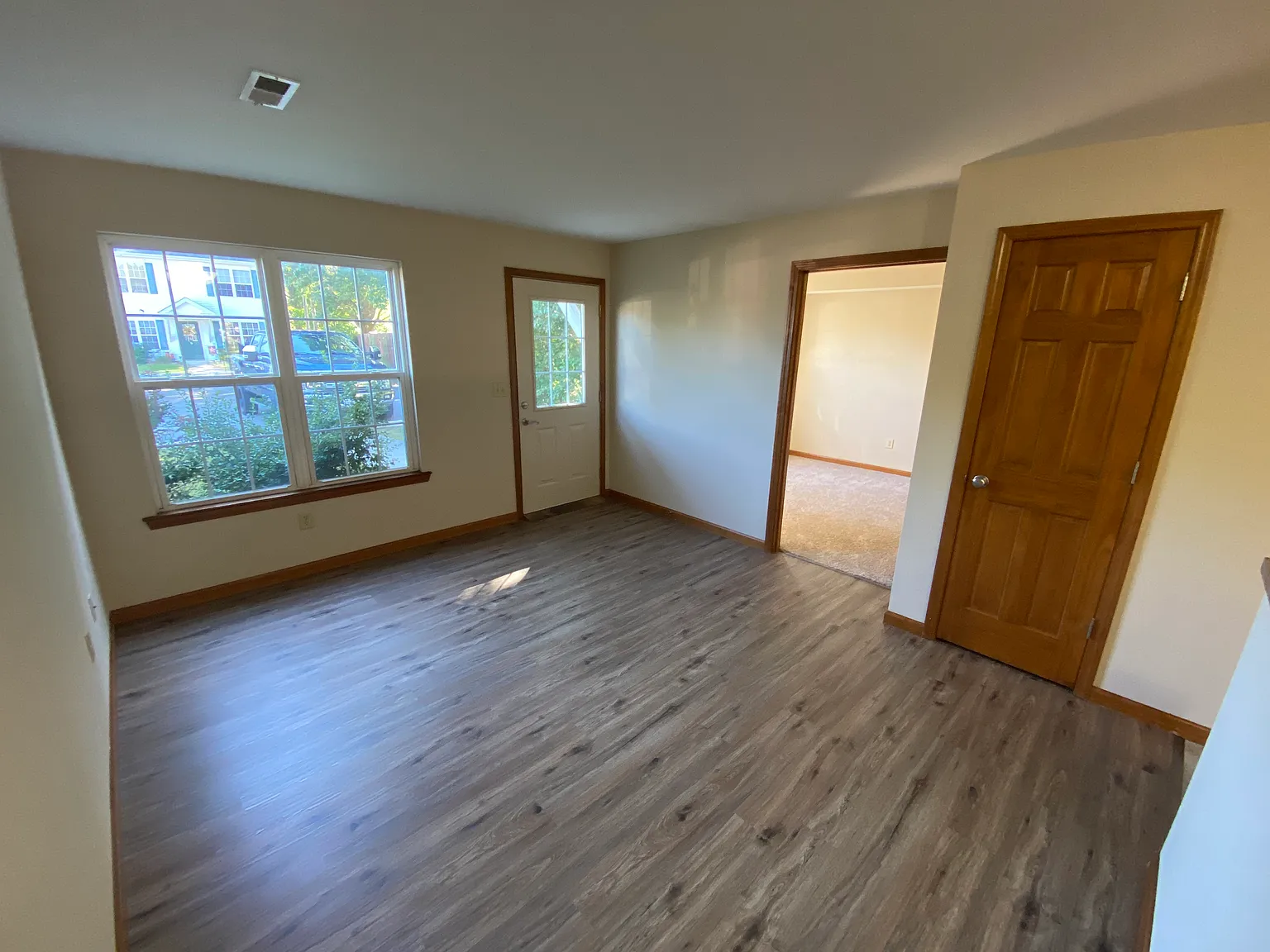 2 bed, 804 sqft, $1,100 — Photo 4