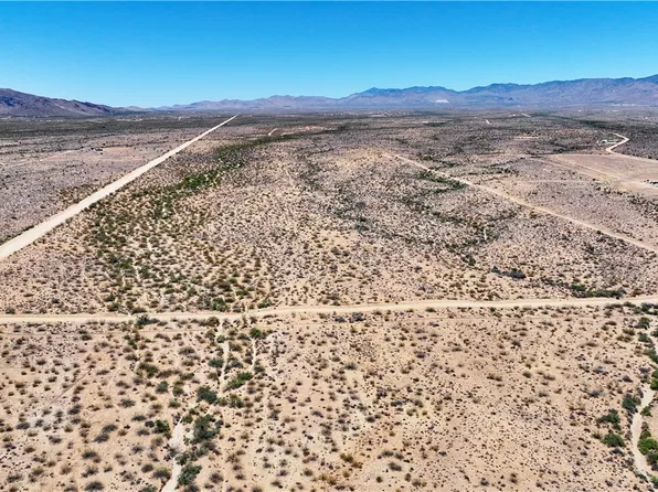 72 N Teddy Roosevelt Rd, Golden Valley, AZ 86413