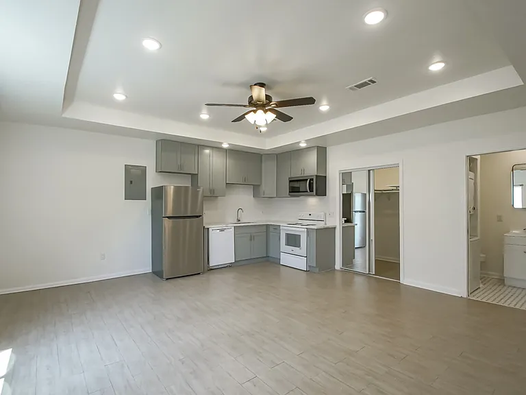 3017 Annette St #A — Photo 1