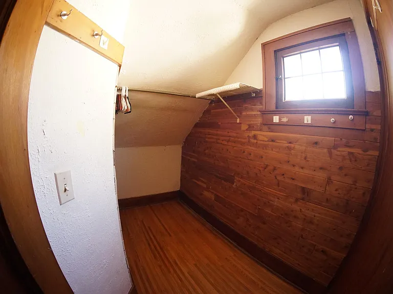 121 Crittenden Blvd — Photo 15