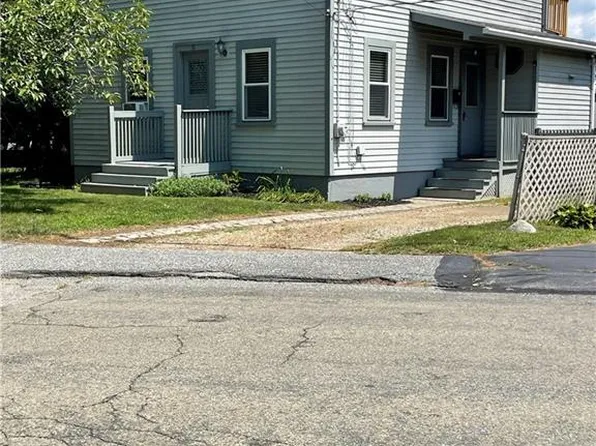 31 Stockholm St, Bellingham, MA 02019