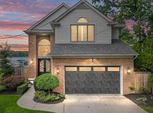 8303 Dickert St, Commerce Township, MI