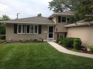 2007 Harrogate Ln, Joliet, IL 60435