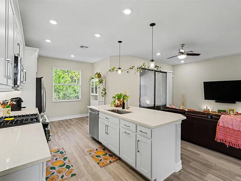 5054 San Martino Dr — Photo 17