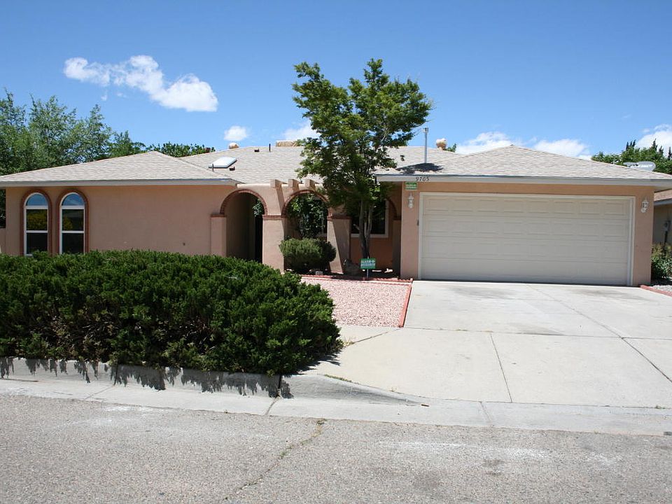 1st image of 9705 Avenida Del Oso NE