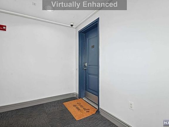 4th image of 172 Culver Ave