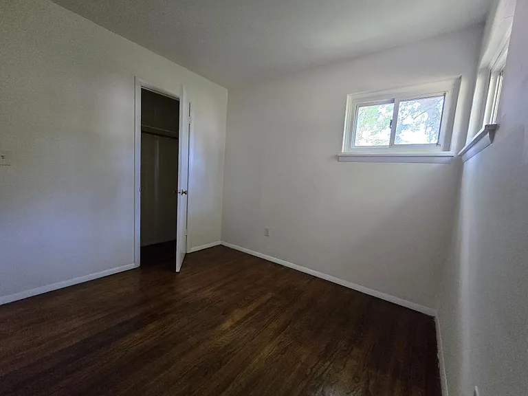 11 Glenwood Dr — Photo 26
