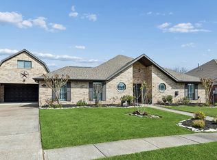 404 Primrose Ln, League City, TX 77573