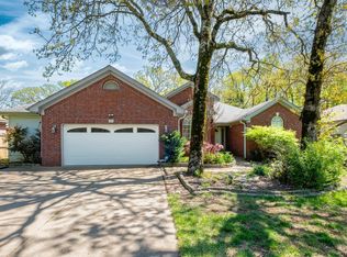 5910 N Locust St, N Little Rock, AR 72116