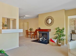 10000 Stedwick Rd APT 302, Montgomery Village, MD 20886