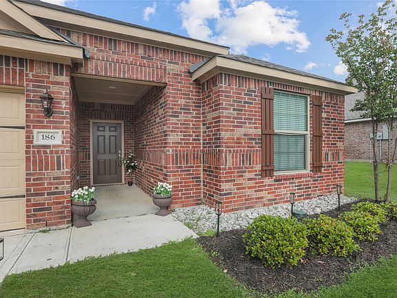 2nd image of 186 Aster Dr