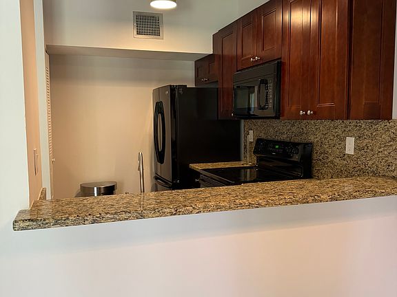 5th image of 14070 SW 91st Ter