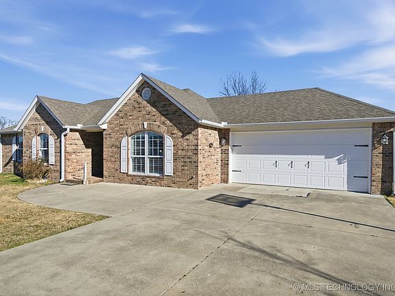 3rd image of 18777 S Birch Hollow Way