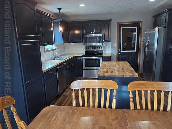 4th image of 4116 Allen Ave