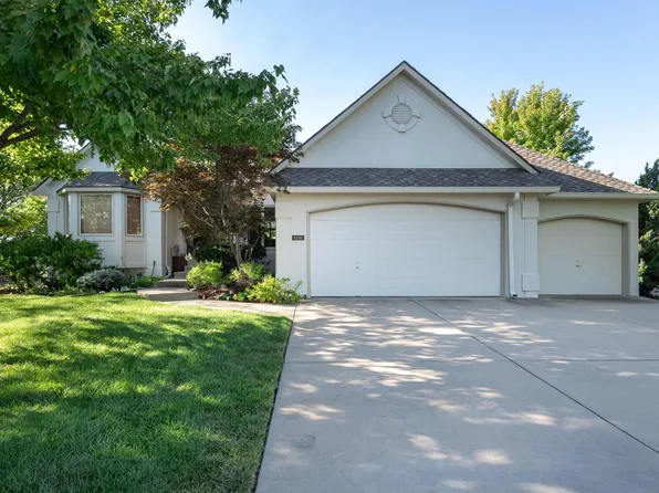 8241 E Oxford Ct, Wichita, KS 67226